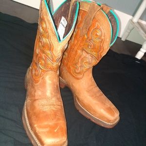 Size 8.5 square toed